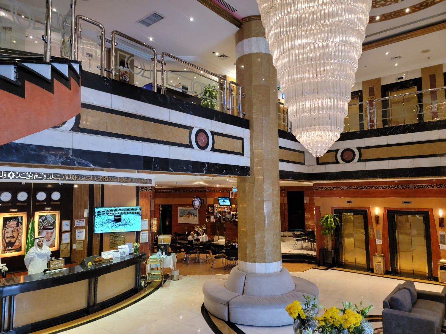 Golden Tulip Al Shakreen Medina Exterior photo